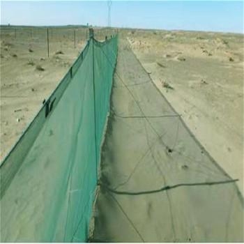 新疆防沙障